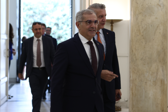 Ο Μπουράκ Ακτσαπάρ